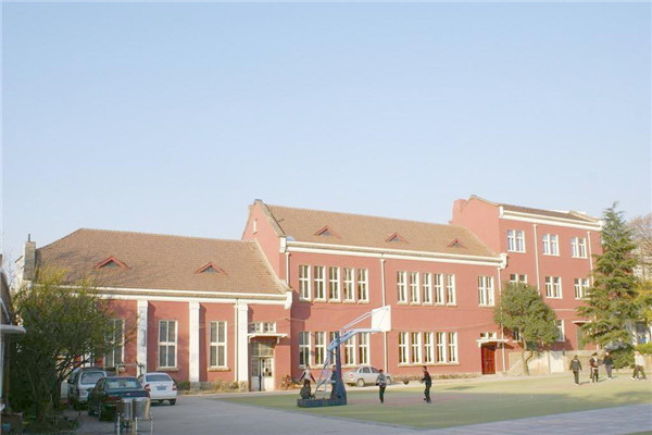 四川高铁学校