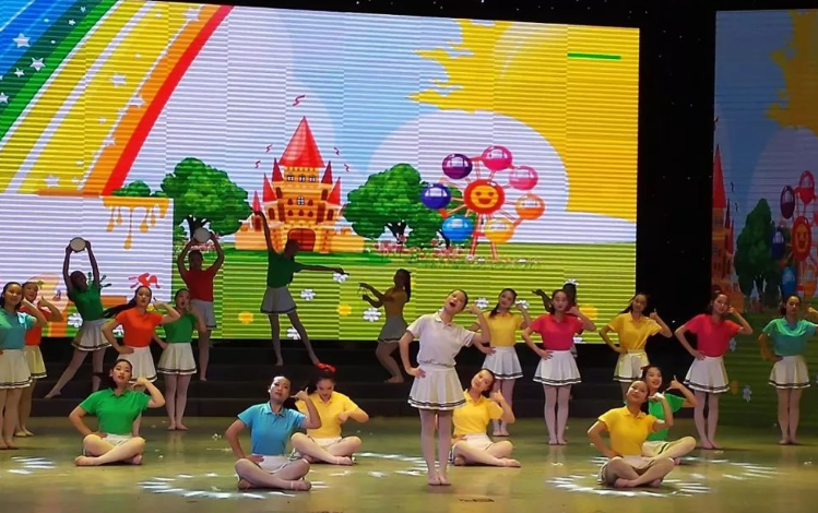 中等职业学校
