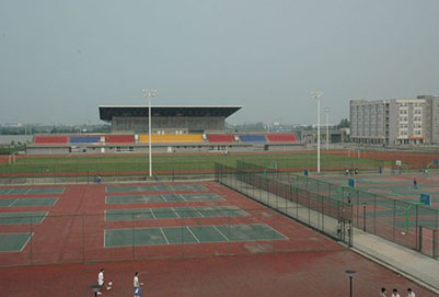 成都市技师学院环境图片