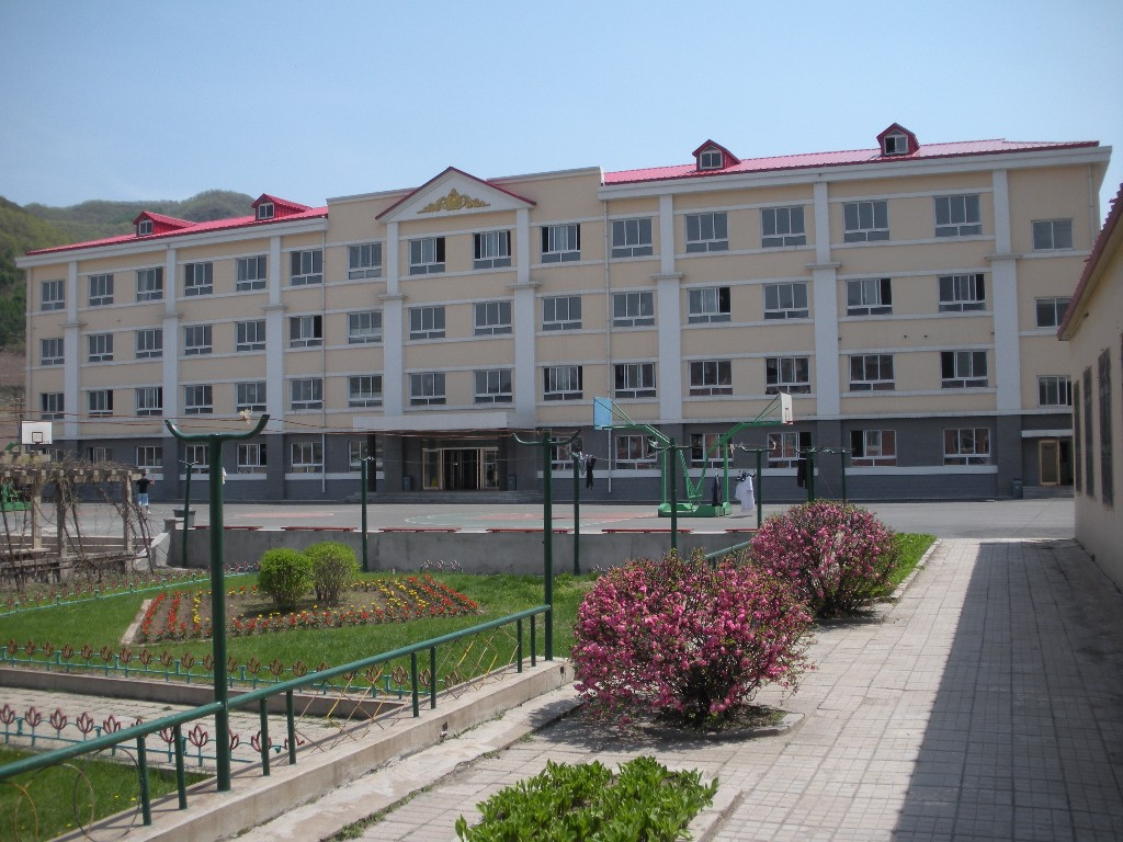 本溪市交通学校