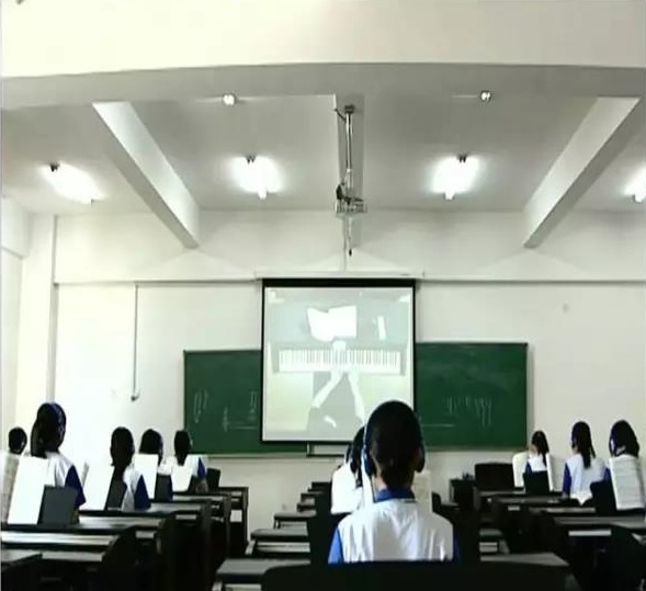 本溪市商贸服务学校