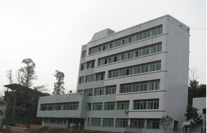 四川省宣汉职业中专学校
