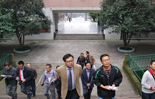 学校领导