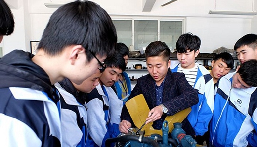 成都铁路技工学校