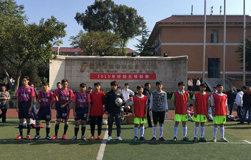 学校足球队