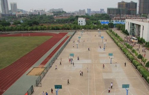 学校操场