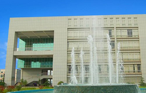 学校喷泉