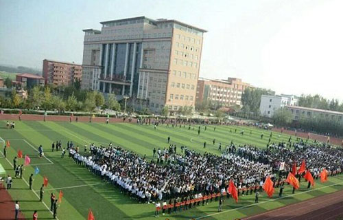 学校操场