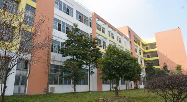 四川国盛技工学校教学楼