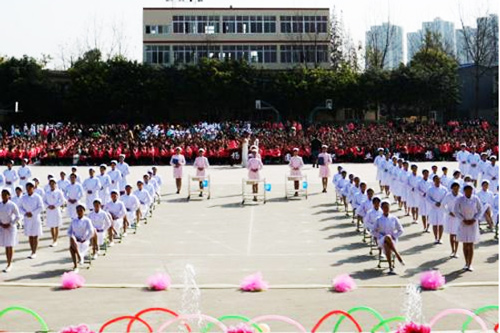 成都华大医药卫生学校2022年招生条件