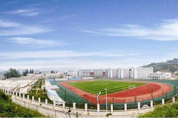 成都市新都区金沙职业技术学校助学政策