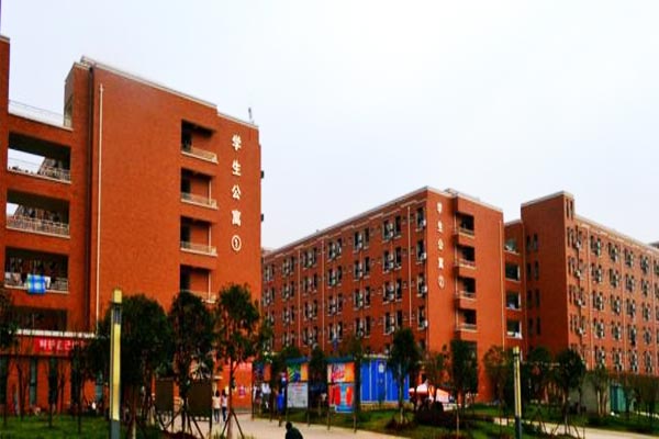 成都五月花高级技工学校