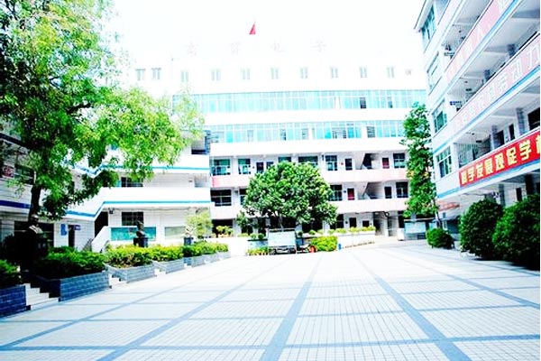 攀枝花商贸电子职业技术学校怎么样
