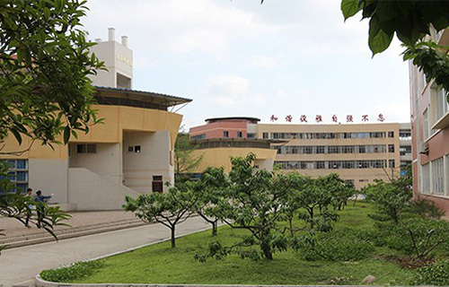 四川省卫生学校龙泉校区校园小景（龙泉校区）