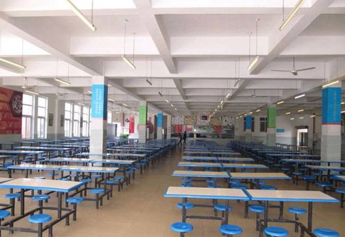 重庆工贸高级技工学校20180611202401_7843