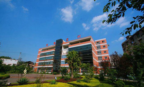 重庆科能高级技工学校实训楼
