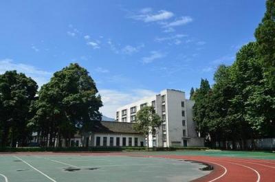 四川省电子商务学校校园