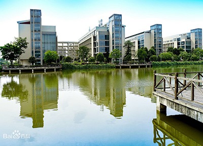 成都西翔航空职业学校校园美景