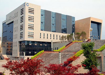 重庆工业职业技术学校学校大楼