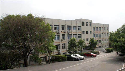 重庆冶金高级技工学校