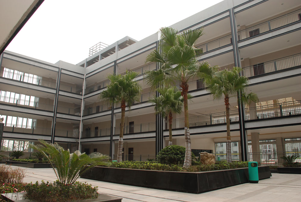 重庆机械电子高级技工学校