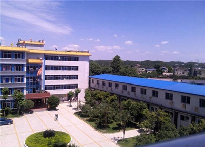 四川省江油市职业中学校优美的校园