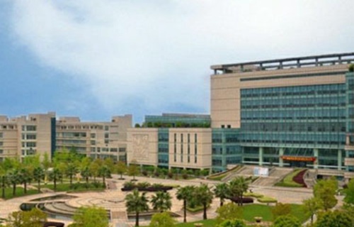 云南铜业高级技工学校高铁学校