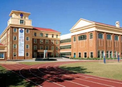 遂宁师校操场一角
