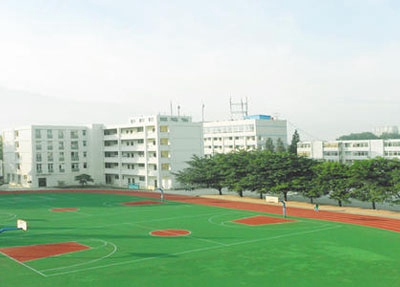 成都市机械高级技工学校学校操场