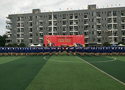 剑阁职中教学楼