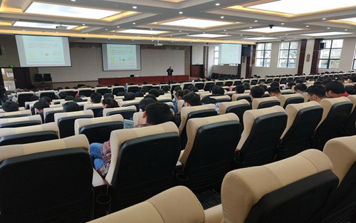 2024年四川省渠县岩峰职业中学有哪些专业