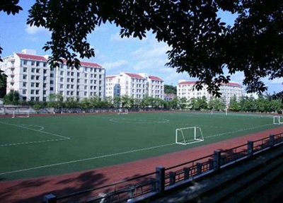西昌铁路高级技工学校2025年学费多少