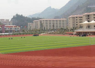四川省东坡中等职业技术学校2024年报名学费多少钱