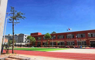 阿坝卫生学校2025年学费多少钱一年