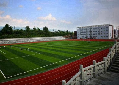 云南省水利水电学校2025年学费多少？贵吗？