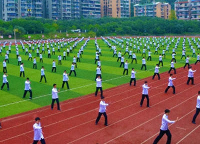 成都棠湖科学技术学校2025年报名一年多少学费