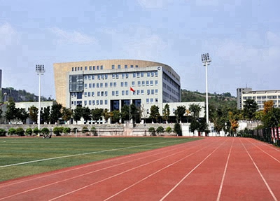 隆昌县金墨职业中学2025年学费多少？贵吗？