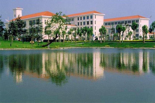 2023年四川省双流县华阳职业高级中学收费标准
